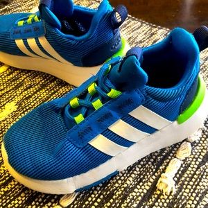 Like New Toddler Boys Adidas Sneakers (9K)